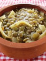 Easy And Delicious Lentil And Noodle Stew