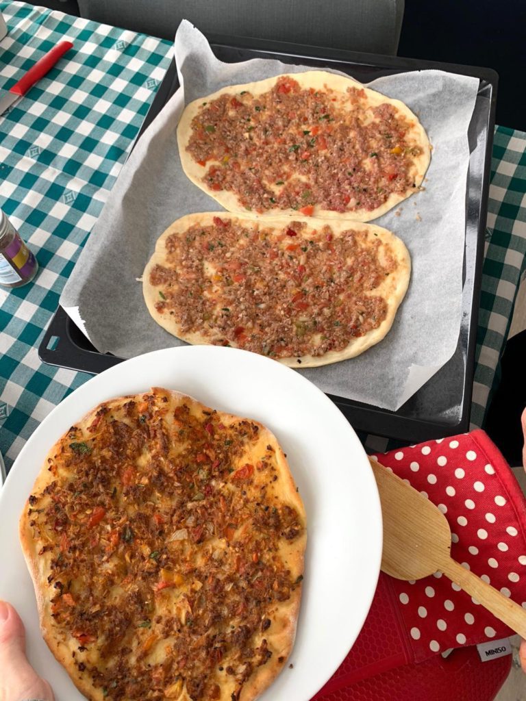 Batches of lahmacun